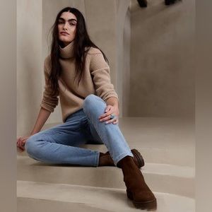 Banana Republic Mid Rise Skinny Light Wash Denim